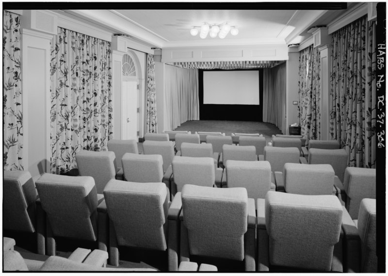 File:Movie Theater; (East Wing) View looking West - White House, 1600 Pennsylvania Avenue, Northwest, Washington, District of Columbia, DC HABS DC,WASH,134-306.tif