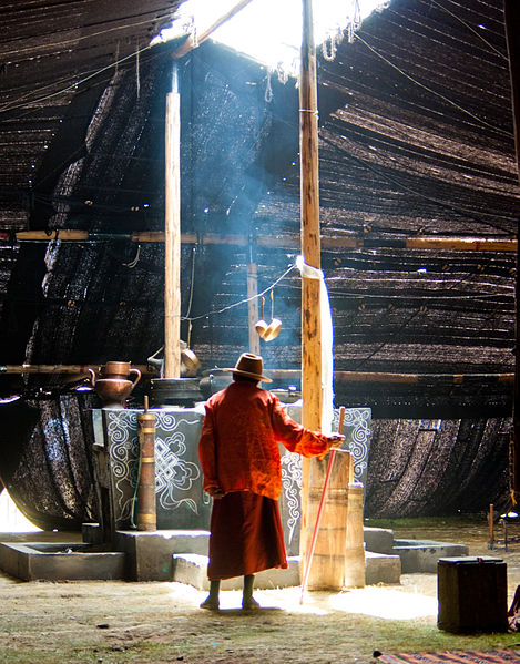 File:Nomad Kitchens in Tibet3.jpg