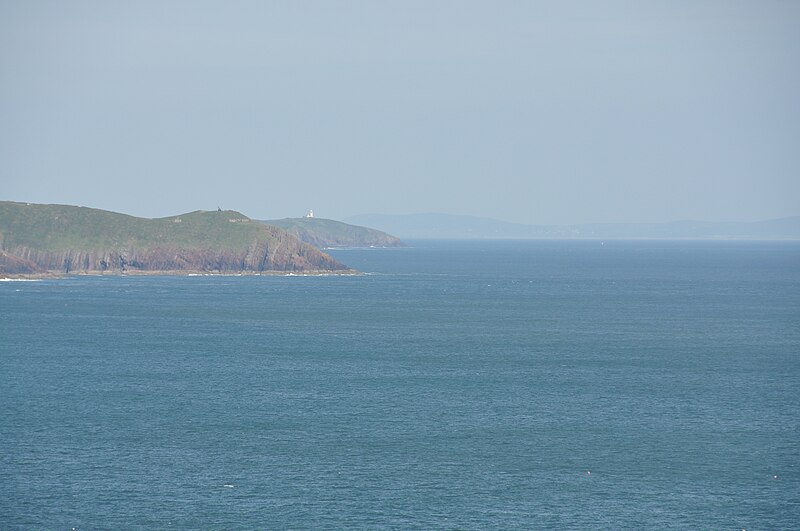 File:Old Castle Head and Caldey Island from Trewent Point (7005).jpg