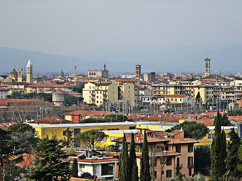 File:Panorama di Prato Dal Cupolin degli Ori 2.jpg