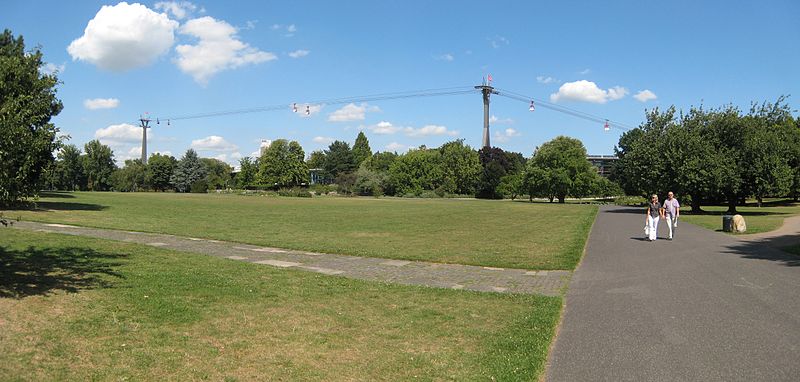 File:Rheinpark in Cologne, Germany - Rheinseilbahn PNr°0194.jpg