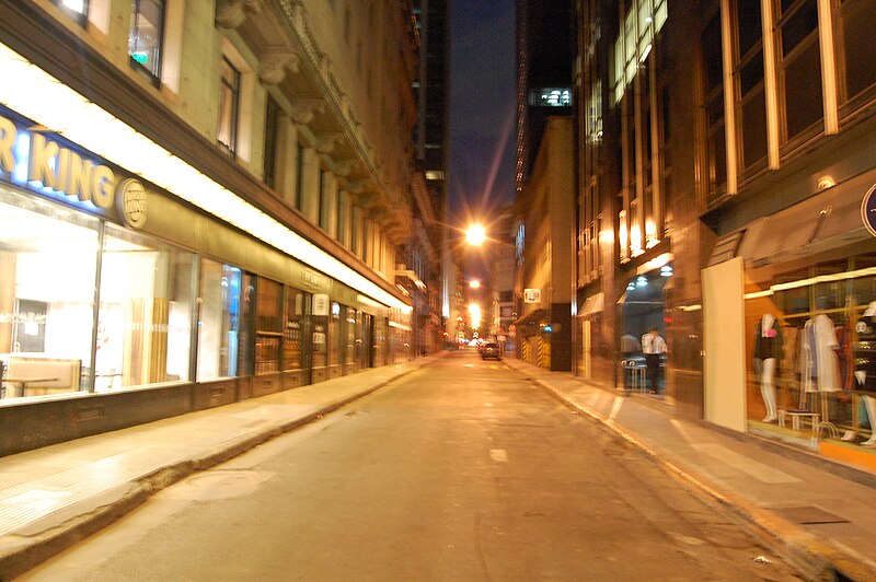 File:Rivadavia Nocturna.jpg