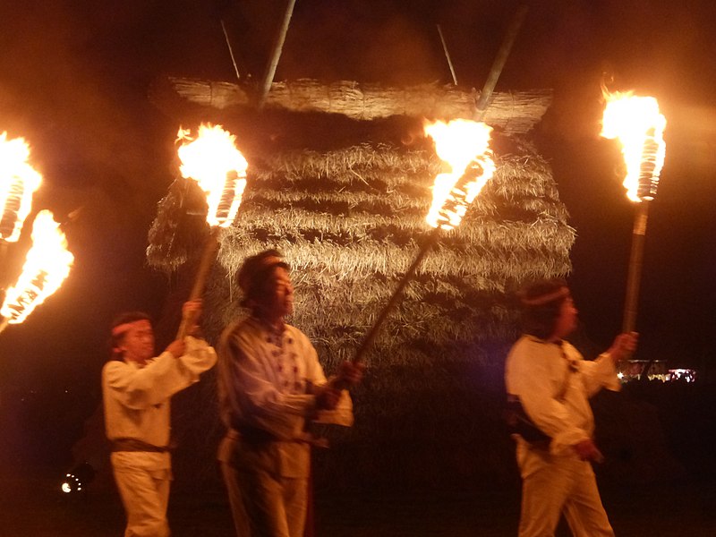 File:Sakitamafirefestival-fire1-2018-5-4.jpg