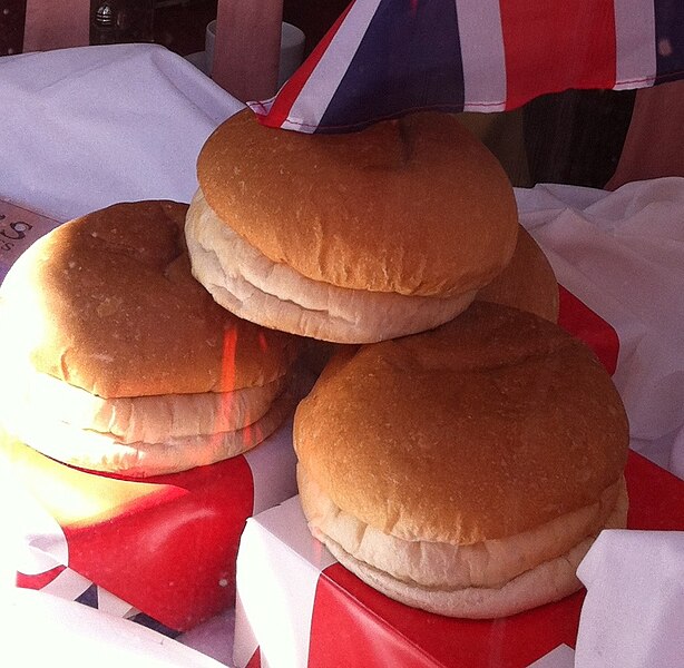 File:Sally Lunn's famous bun (cropped).jpg