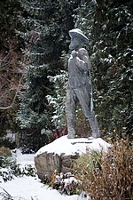 Thumbnail for File:Snow Day (University of Oregon) 15.jpg