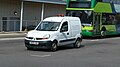 English: Southern Vectis 017 (HN06 OAM), a Renault Kangoo I van, in Newport, Isle of Wight, bus station, on driver shuttle duties.