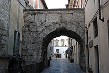 Файл:Spoleto_-_Arco_di_Druso.jpg