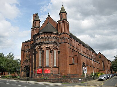 How to get to St Aidan's Church, Leeds with public transport- About the place