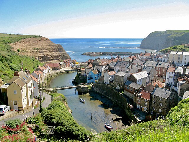 Image: Staithes, North Yorkshire (23473774806)