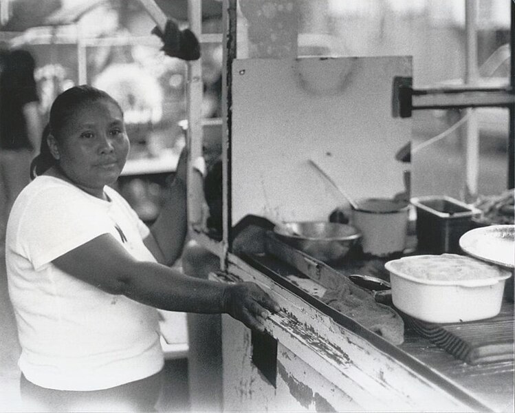 File:Street food vendor lady Nuevo Laredo Mexico.jpg