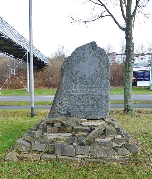 File:Teistungen Denkmal.jpg