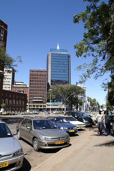 File:The Avenues, Harare.jpg