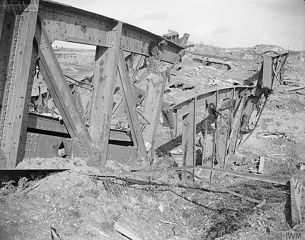 Destroyed bridge over the Canal du Nord near Mœuvres.