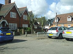 The Square, Wormley - geograph.org.uk - 761440.jpg