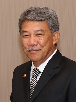 <span class="mw-page-title-main">Mohamad Hasan (politician)</span> Malaysian politician