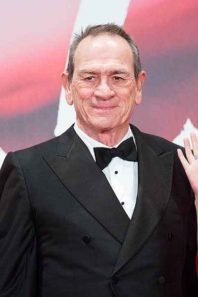 File:Tommy Lee Jones the Jury President at Opening Ceremony of the Tokyo International Film Festival 2017 (39492504464).jpg