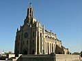 كنيسة في طقشند عاصمة  أوزبكستان؛ أزدهرت المسيحية على طريق الحرير من خلال المبشرين من كنيسة المشرق ووصلت حتى البر الصينيّ.