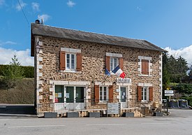 Town hall of St-Vitte-sur-Briance (2).jpg
