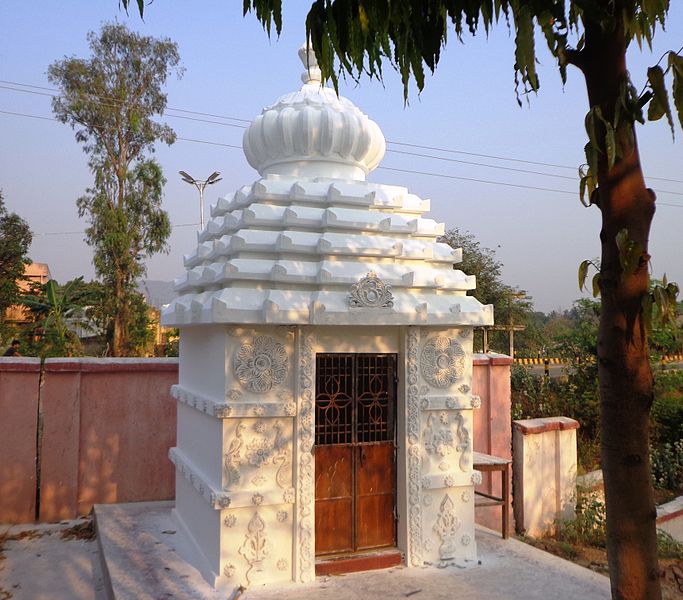 File:Trinath Temple at Bypass Road, Rayagada.jpg