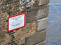 VIR 1046 Medway Bridge plaque 9592.jpg