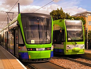 Variobahn and CR4000 at Sandilands.jpg