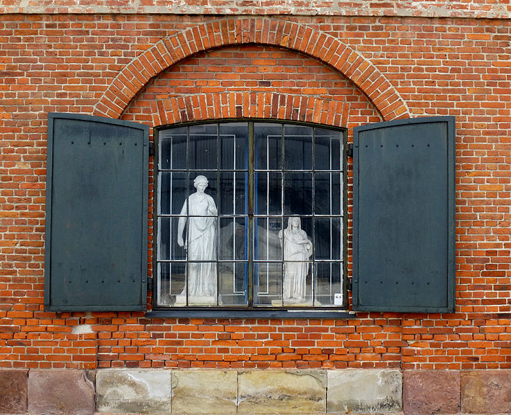 File:Vestindisk Pakhus - window.jpg