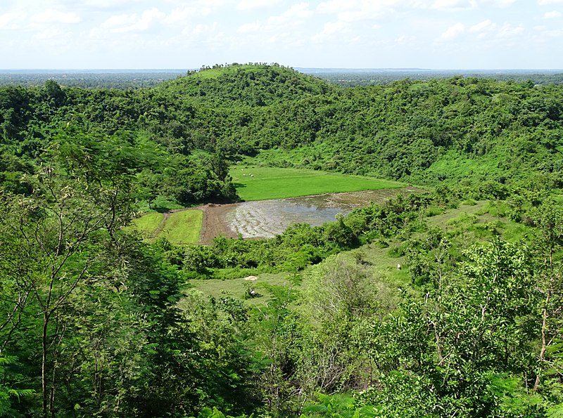 File:View of Countryside from Phnom Srei (Woman Hill) - Outside Kampong Cham - Cambodia (48354782867).jpg