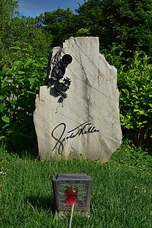 Greta Keller's grave Wiener Zentralfriedhof - Gruppe 40 - Greta Keller.jpg