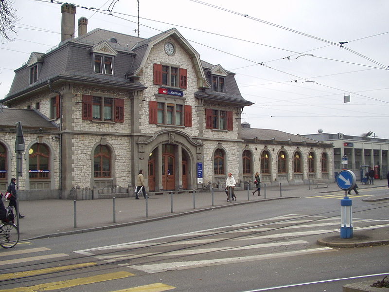 File:Zürich Oerlikon Gebäude.JPG