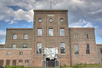 The engine tower of the Carl Mine, Essen Zeche Carl.jpg