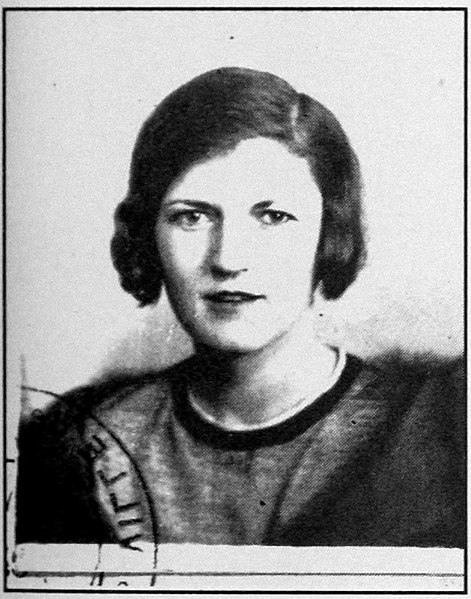 File:Zelda Fitzgerald (1929 French identity card).jpg