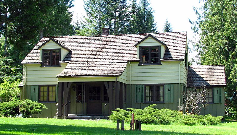 File:Zigzag Ranger Station - Zigzag Oregon.jpg