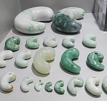 糸魚川のヒスイ - Wikipedia