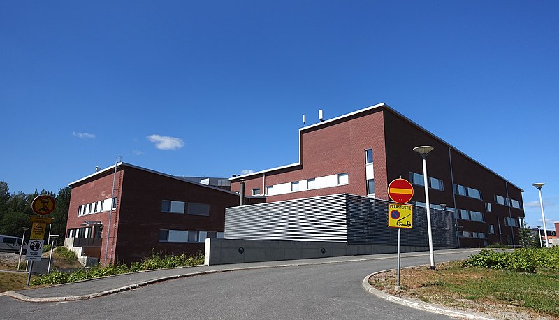 File:Äänekoski health centre.jpg