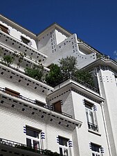 Stepped concrete apartment building in Paris by Henri Sauvage (1912-1914)