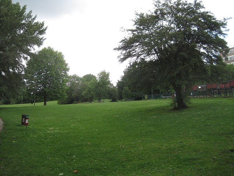 File:04DVG WINDSOR OPEN SPACE.jpg