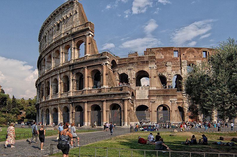 File:2006 Colosseo - panoramio.jpg