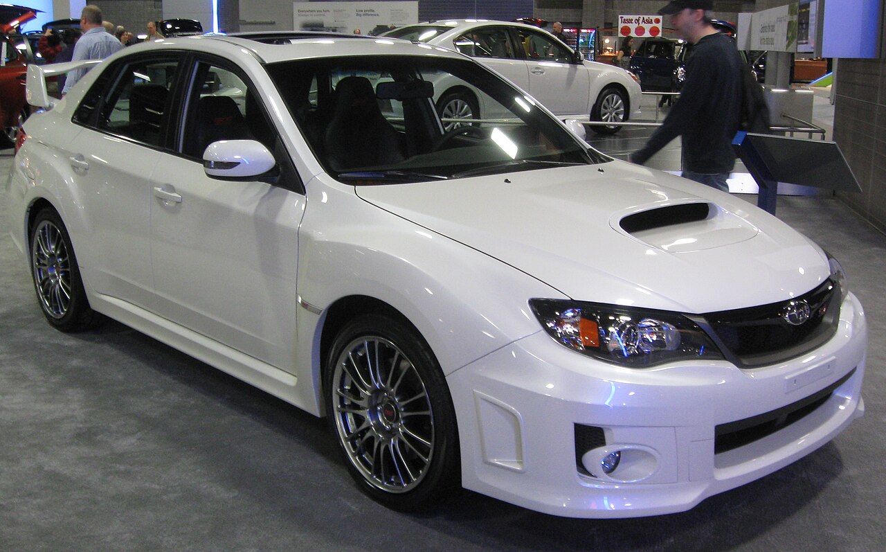 Plik:2011 Subaru Impreza Wrx Sti Sedan Front -- 2011 Dc.jpg – Wikipedia, Wolna Encyklopedia