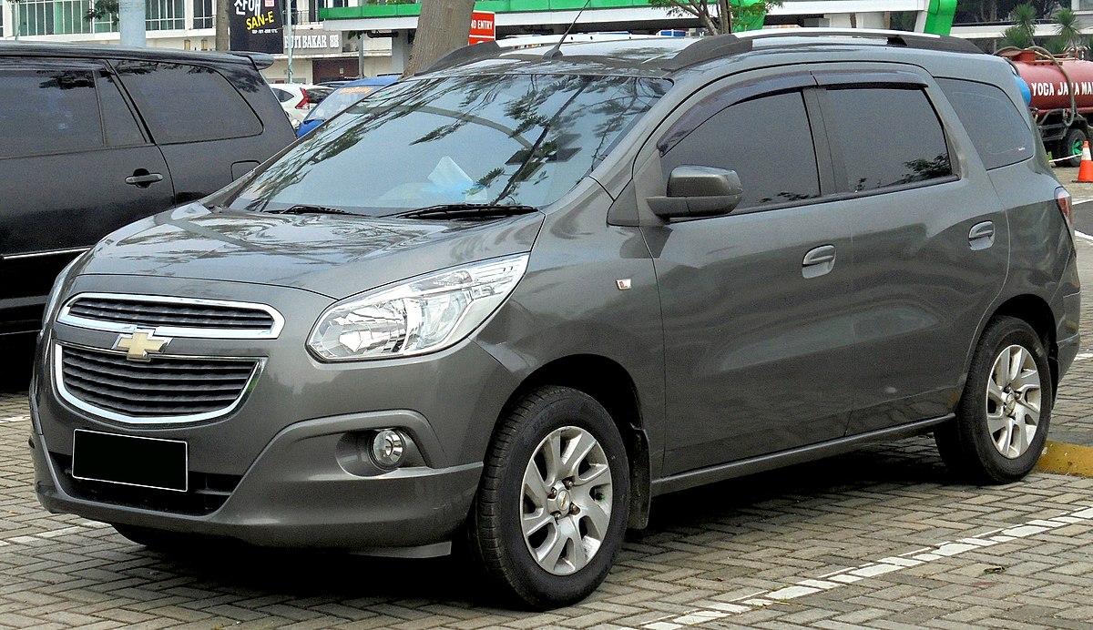 Carros e Caminhonetes Chevrolet Spin Hidráulica Com freios ABS em