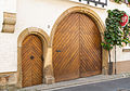 * Nomination winemakers building, two-piece gate system, designated 1599 (?) --F. Riedelio 16:21, 15 March 2022 (UTC) * Promotion  Support Good quality --Matutinho 19:36, 15 March 2022 (UTC)