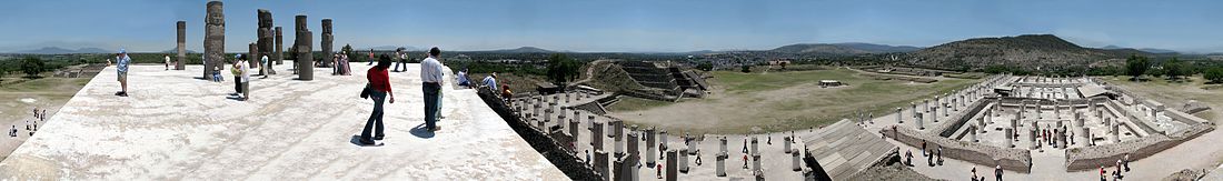 360deg Panorama Tula seen from Pyramid B.jpg