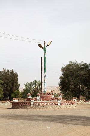 AbuMinqarCentralSquare.jpg