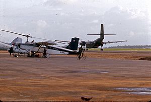 Un PC-6/C-H2 d'Air America immatriculé N184L (s/n 557) à Da Nang au Vietnam en 1966/1967.