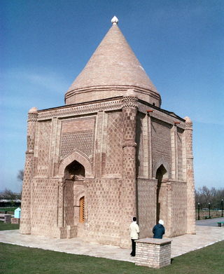 <span class="mw-page-title-main">Aisha Bibi</span> Tomb in Taraz, Kazakhstan