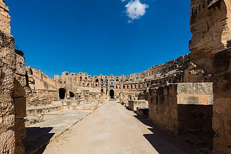 Anfiteatro, El Jem, Túnez, 2016-09-04, DD 74.jpg
