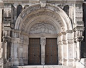 Heilig-Geist-Kirche, Hauptportal