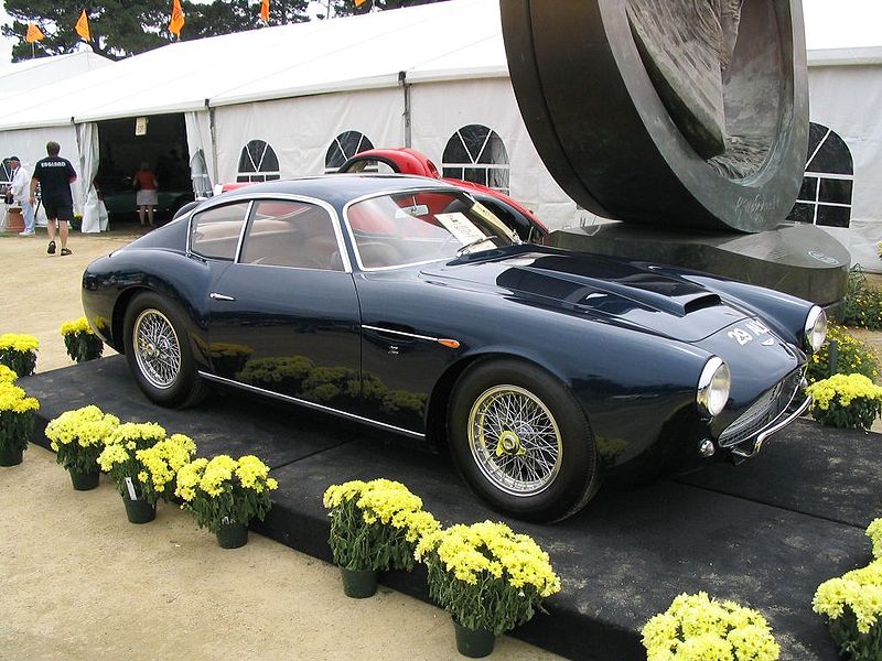 Der Aston Martin DB4 GT Zagato , der Brite im Italinänischen Kleid 800px-Aston_Martin_Zagato_1961