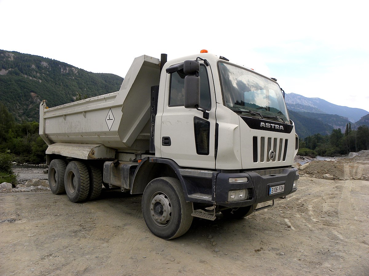 Astra HD8mezzo d'opera cava cantiere 1200px-Astra_truck