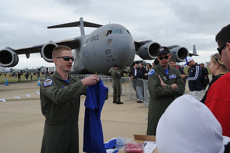 File:Australia International Airshow 2011 110304-F-LX971-323.jpg