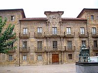 Aviles - Palacio del Marques de Camposagrado (Escuela Superior de Arte de Asturias) 2.JPG